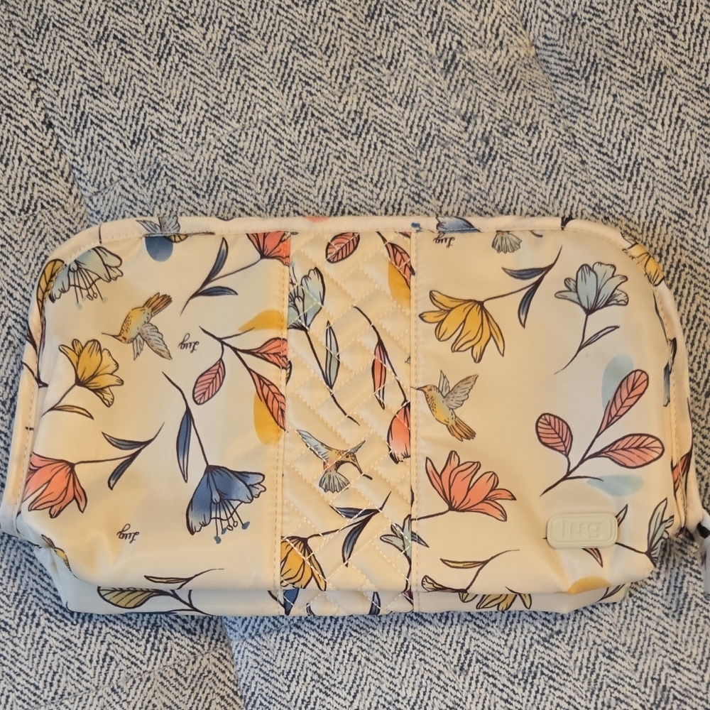 lug Cream Quilted Cosmetic Bag with Multicolor Floral & Hummingbird Print
